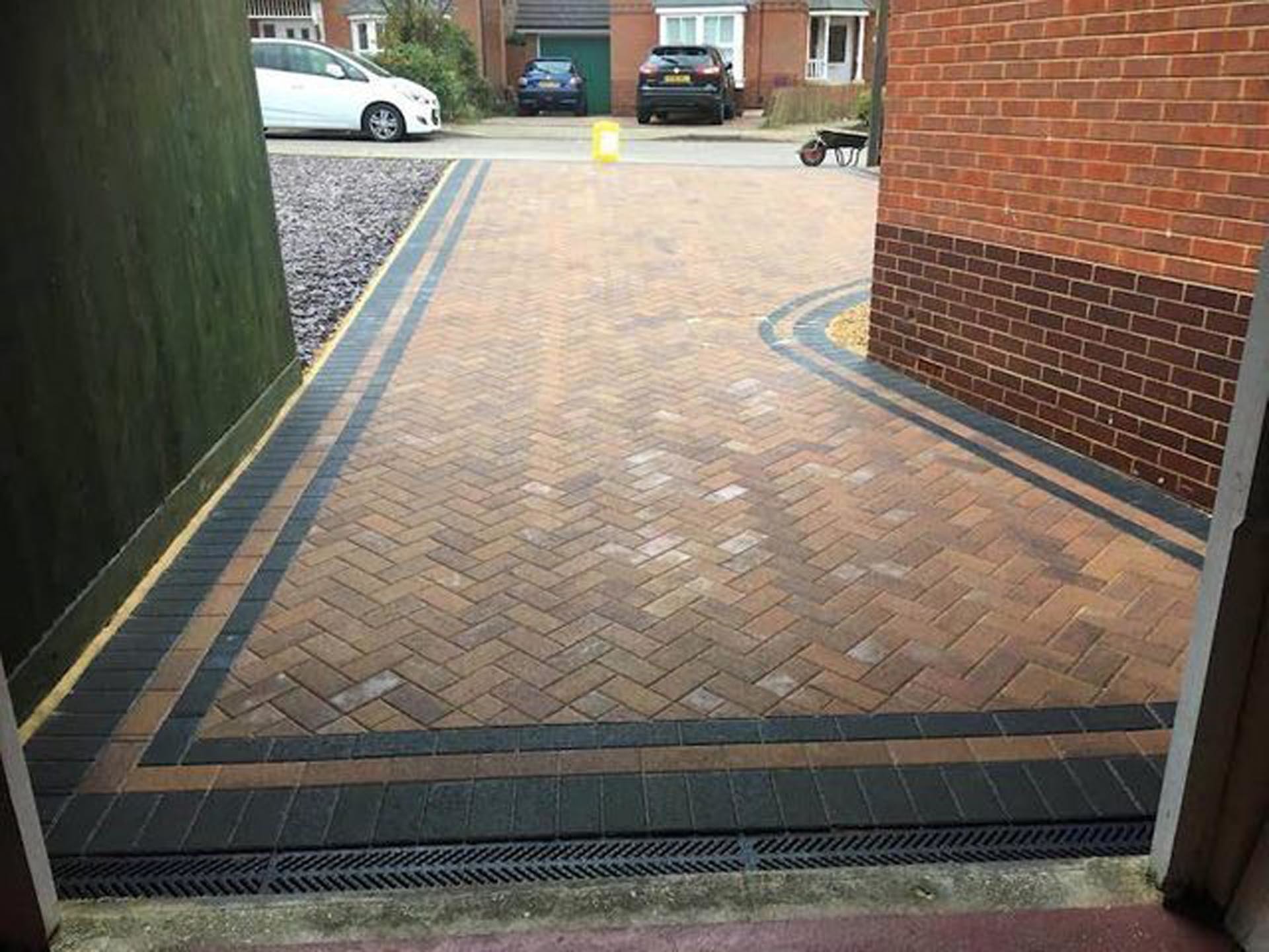 Cambs Paving - Block paving driveway specialists in Cambridgeshire