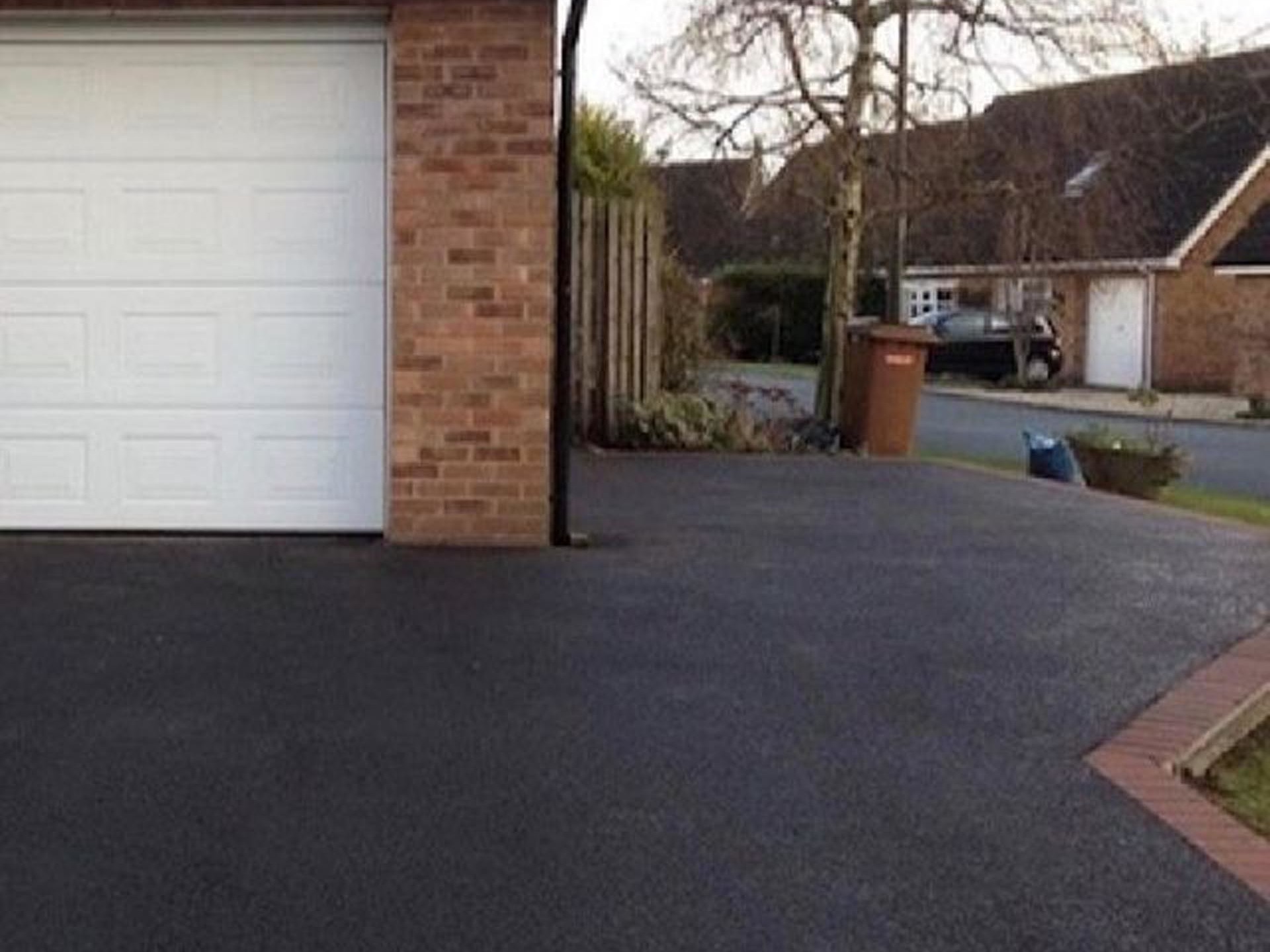Tarmacadam driveways installed throughout Cambridgeshire Cambs Paving