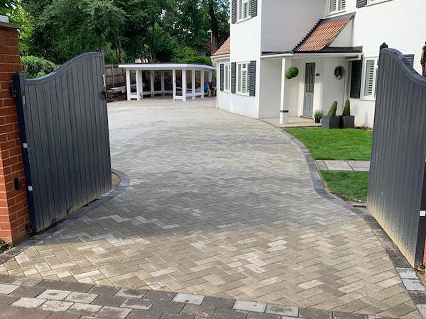 Cambs Paving - Block Paving Driveway specialists in Cambridge