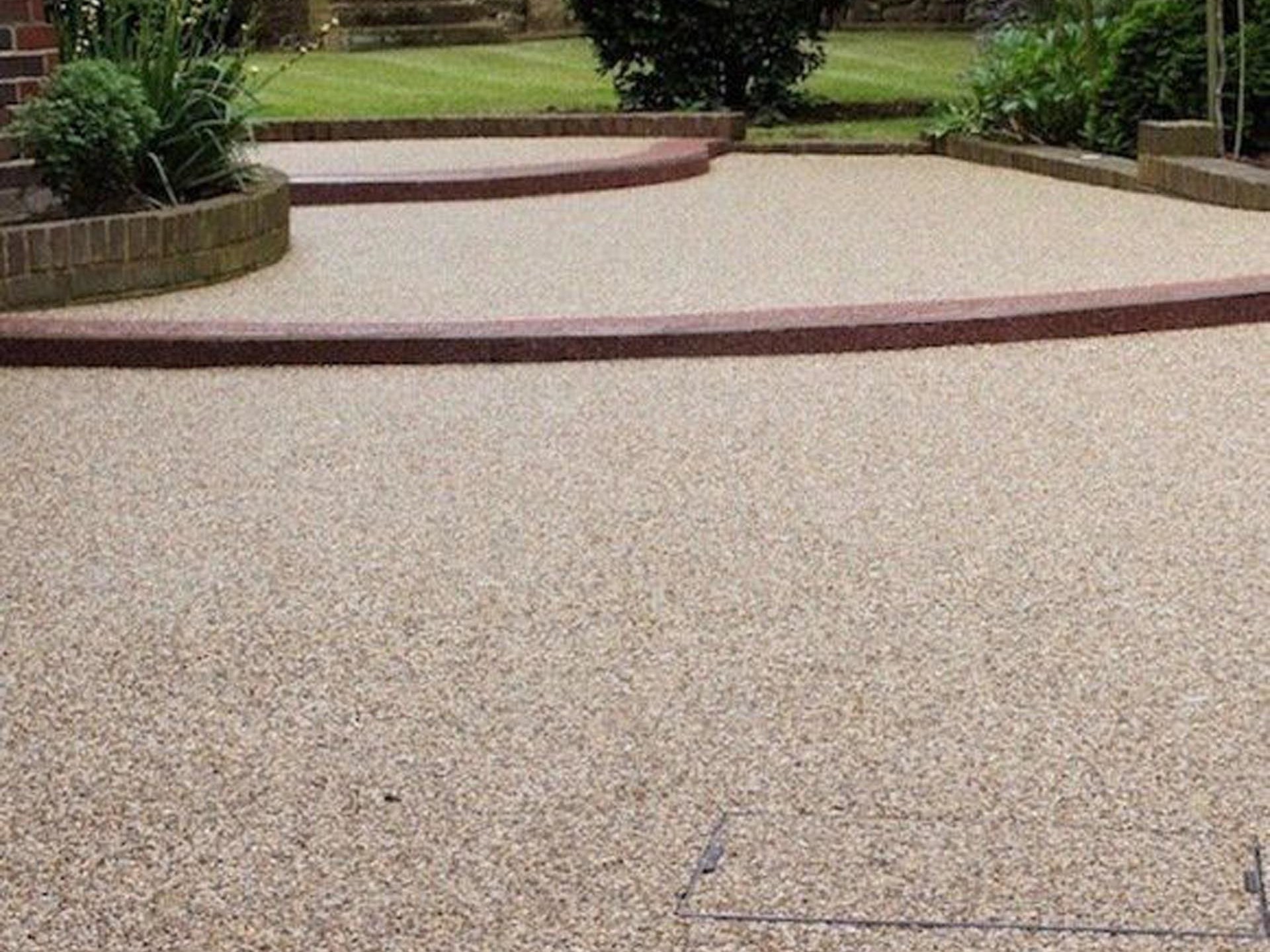 Resin bonded pathways and patios Cambridge